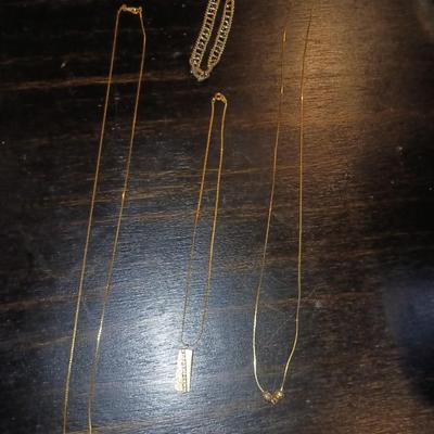 GOLD TONE NECKLACES AND BRACELET