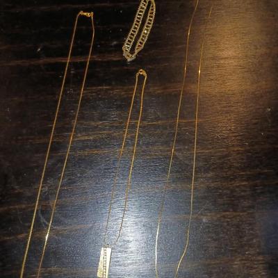 GOLD TONE NECKLACES AND BRACELET