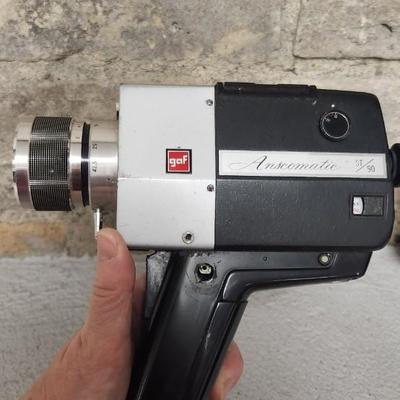 Sale Photo Thumbnail #700: gaf Anscomatic video camera with case. Fits medium flat rate box