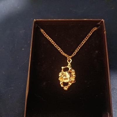 BULOVA DUEL TIME ZONE WATCH AND THE GOLDEN NUGGET PENDANT NECKLACE