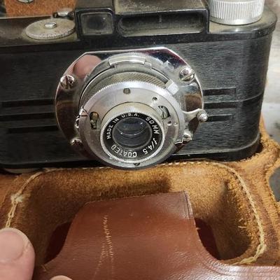 Sale Photo Thumbnail #757: Misc lot of 4 mixed cameras. Fits medium flat rate box