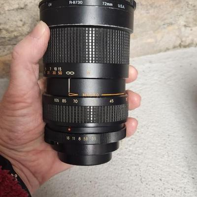 Sale Photo Thumbnail #786: Bushnell 72mm Macro lens in case. Fits medium flat rate box