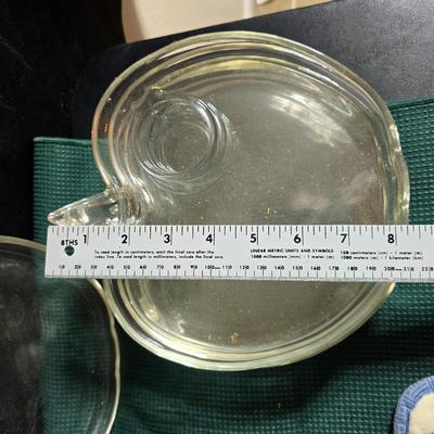 Glass apple snack plates - and other apple themed kitchen accessories including new kitchen towels