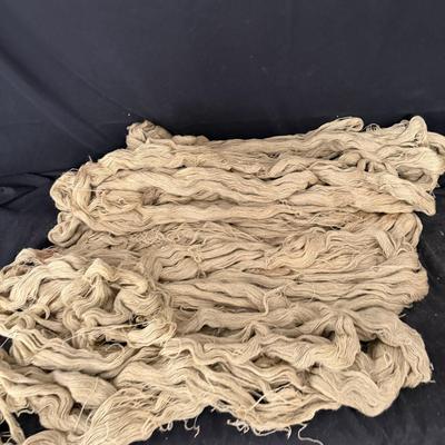 Yarn & Weaving Tools (G-MG)