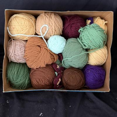 Yarn & Weaving Tools (G-MG)