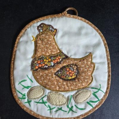 Kitchen accessories - Measure cups = Measuring spoons - Hot pads - Spatulas - Pitcher - Refrigerator liners and more