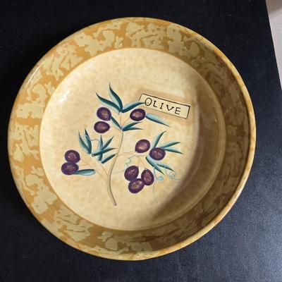 3 piece Crock Pot with two large serving bowls and a hot plate