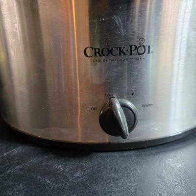 3 piece Crock Pot with two large serving bowls and a hot plate
