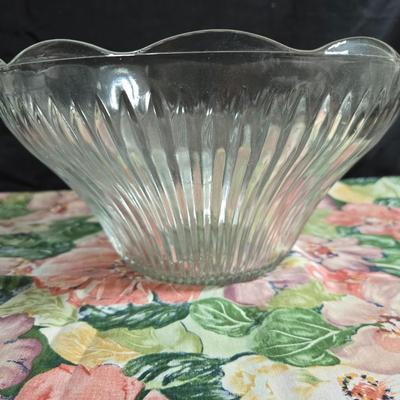 Brand new Elements Punchbowl set with 12 mugs