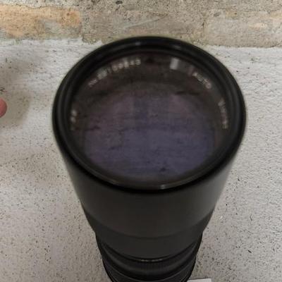 Sale Photo Thumbnail #821: Vivitar Auto Yele zoom 8.5-205 f 3.8 58mm lens with skylight filter