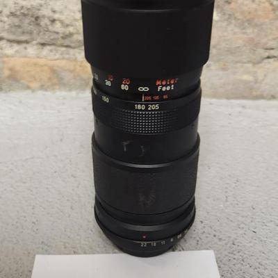 Sale Photo Thumbnail #822: Vivitar Auto Yele zoom 8.5-205 f 3.8 58mm lens with skylight filter