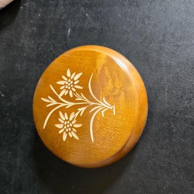 Dress shaped hanging organizer - Mirror - Nail care kit - Mini shaver - small trinket boxes - soap dispenser - and other hygiene makeup...