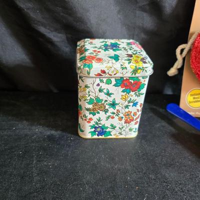 Dress shaped hanging organizer - Mirror - Nail care kit - Mini shaver - small trinket boxes - soap dispenser - and other hygiene makeup...