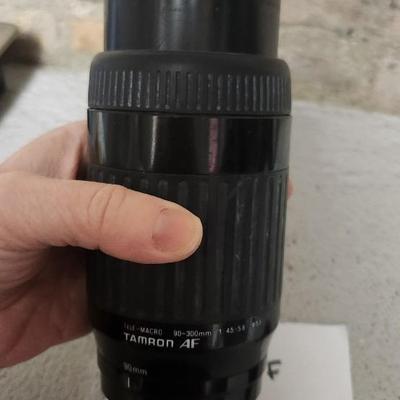 Sale Photo Thumbnail #835: Tamron AF 90-300 mm f 4.5-5.6 lens