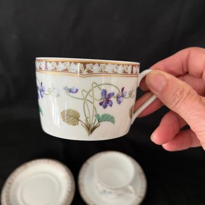 Haviland Limoges ‘Imperatrice Eugenie’ Porcelain Dinnerware (BPR-RG)