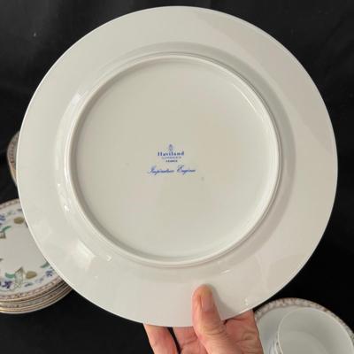Haviland Limoges ‘Imperatrice Eugenie’ Porcelain Dinnerware (BPR-RG)