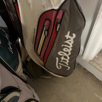 Fujikara & Mamiya Irons & Woods with Golf Bags (G-MG)