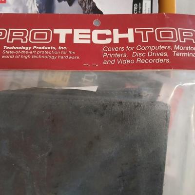 Brand new HP Desk Jet 2724 printer - Lexar 4GP USB Jump drive -and an assortment of computer software