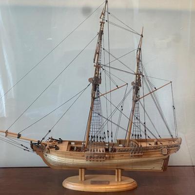 Hand-Crafted Wooden Model Ship in Glass Display Case – “Bomb Ketch Racehorse 1792”