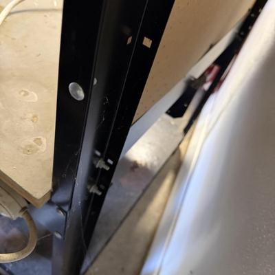 Workbench With Vise & Light (G-MG)