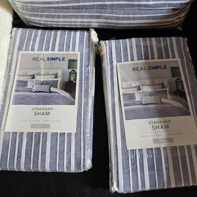 Brand new Real Simple full / Queen duvet cover with two standard shams - a mattress pad and a blanket