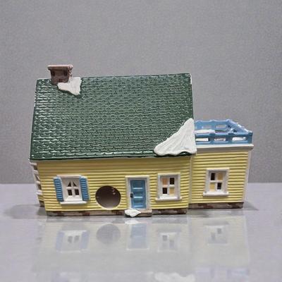 Sale Photo Thumbnail #374: Dept 56 Snow Village North Creek Cottage With Light and Cord  #5120-9  Includes Box