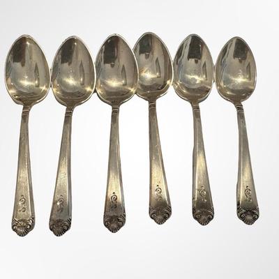 Reed & Barton Sterling Silver Flatware Set in Wooden Chest