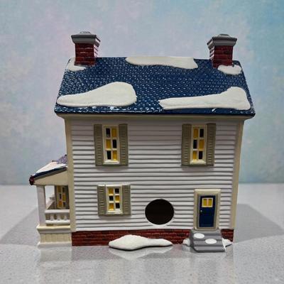 Sale Photo Thumbnail #380: Dept 56 Snow Village Snowy Pines Inn with Trees and Boy.  With Light and Cord