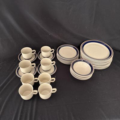 Chateau Hand Painted Stoneware (G-MG)