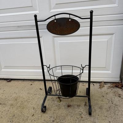 Metal Plant Stands & More (G-MG)