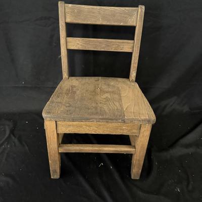 Wooden Child’s Rocker & Chair (G-MG)