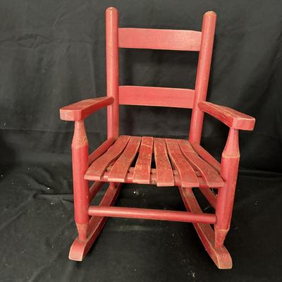 Wooden Child’s Rocker & Chair (G-MG)