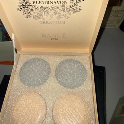 Sale Photo Thumbnail #176