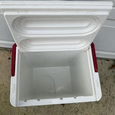 Camping Chairs & More (G-MG)