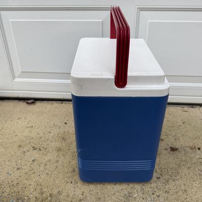 Camping Chairs & More (G-MG)