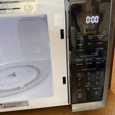 Toshiba Microwave (K-MG)
