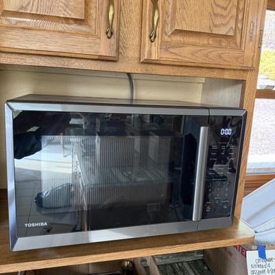 Toshiba Microwave (K-MG)