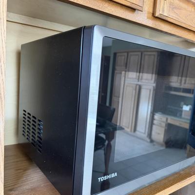 Toshiba Microwave (K-MG)