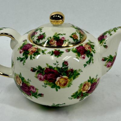 Sale Photo Thumbnail #278: In very good condition.