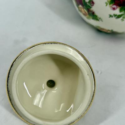 Sale Photo Thumbnail #283: In very good condition.