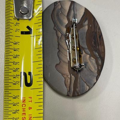 Briggs Jasper cabochon pin