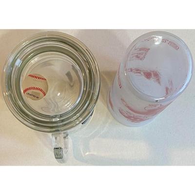 Houston Cougars Frosted Glass & Houston Astros Clear Glass Mug. NCAA / MLB