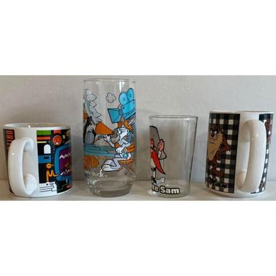 Looney Tunes Mugs & Glass: Daffy Duck, Tazmanian Devil, Bugs Bunny, Yosemite Sam