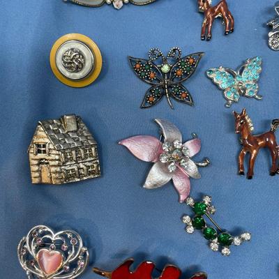 Sale Photo Thumbnail #159: Various ages/ makers.  All in good shape!