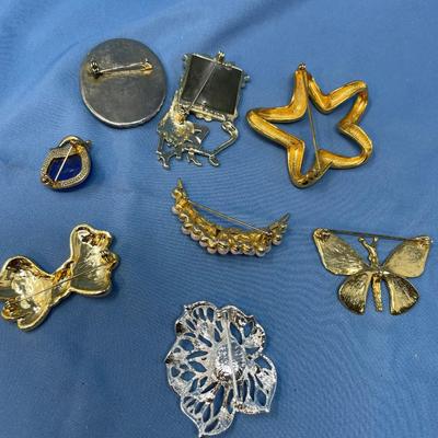 Sale Photo Thumbnail #167: More modern, some signed.  All ready to wear!