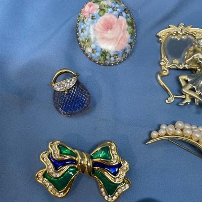 Sale Photo Thumbnail #165: More modern, some signed.  All ready to wear!