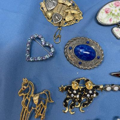 Sale Photo Thumbnail #197: Take a look, great condition.