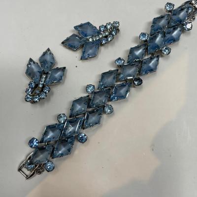 Sale Photo Thumbnail #227: Juliana?  Not signed, but great shape!