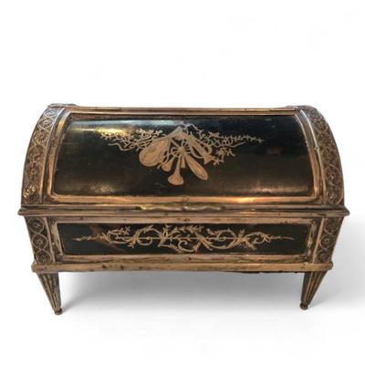 Jewelry shell and sterling silver cask $899