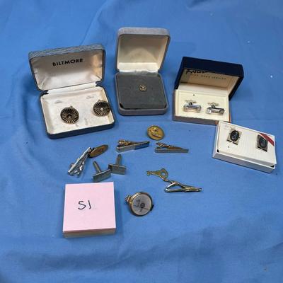 Sale Photo Thumbnail #255: Tie bars & cuff links All in good shape.